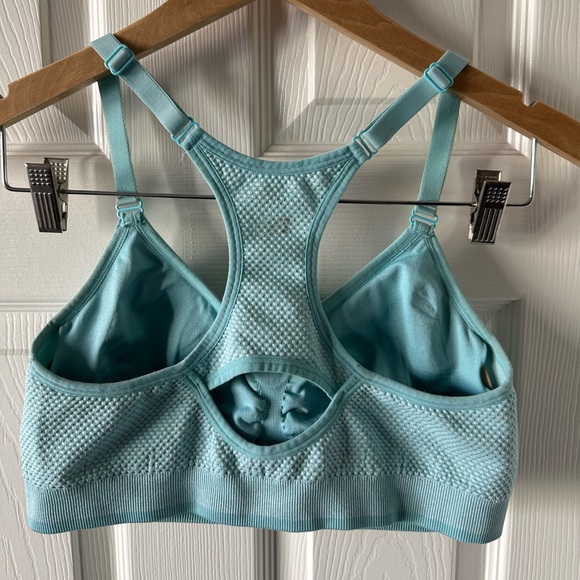 New Balance Racerback Bra Baby Blue Size Large - Picture 2 of 5